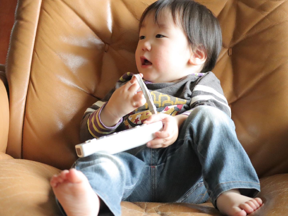 休日の赤ちゃん  ジュースを買いに行くの巻