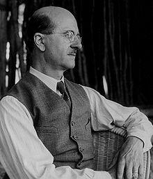 ルネ・モーリス・ガットフォセ 。。。             と言いたいだけ笑