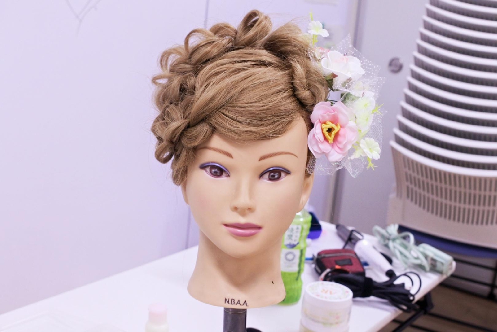 四つ編み丸型を使ったヘアアレンジ 伴さん講習in国立