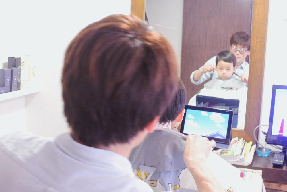 もうすぐ3歳の男の子。初めての美容室♪