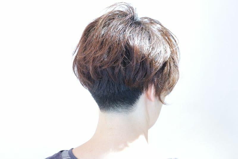 夏か！？   ツーブロック女子