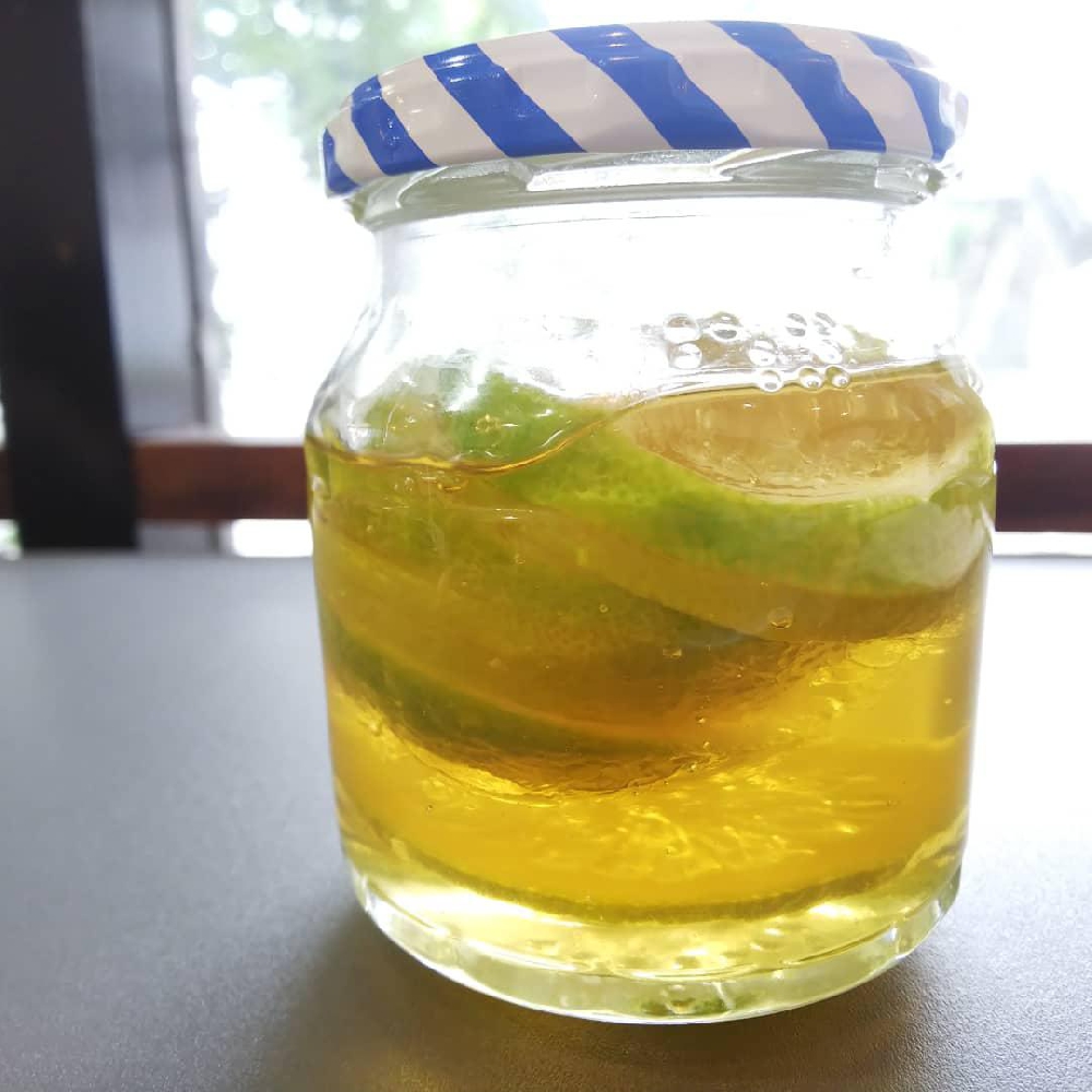 アーユルヴェーダの科学と現代の科学で考えるハチミツの効果効能～ハチミツレモン作ってみました🎵